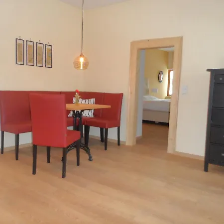 Schloss & Apartamento Rossdorf (Thuringia)