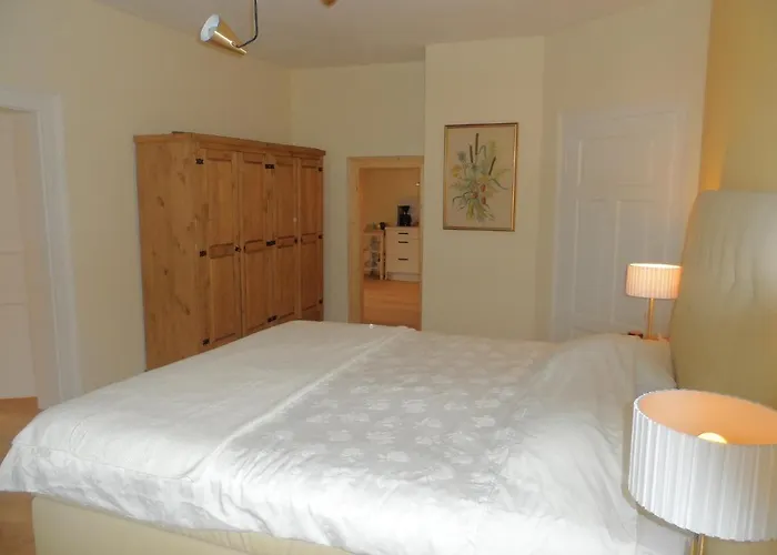 Schloss & * Rossdorf (Thuringia)