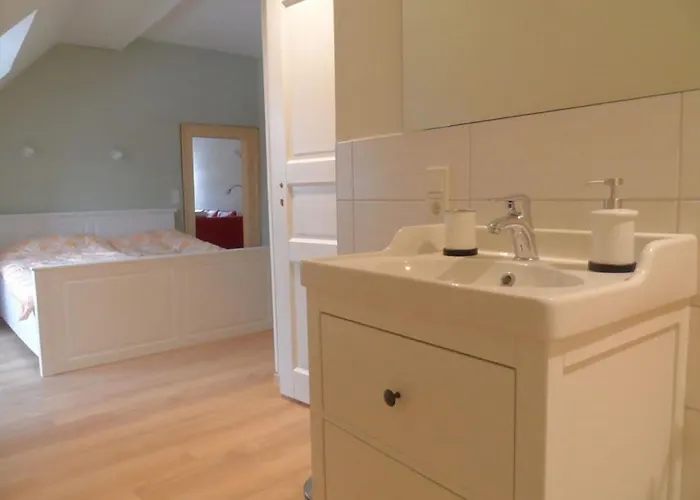 Schloss & Lejlighed *